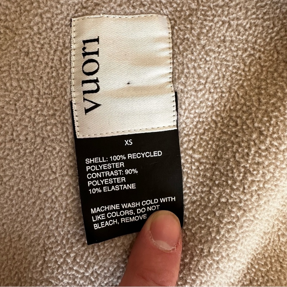 Vuori Light beige Sherpa Bomber Jacket - Picture 9 of 12